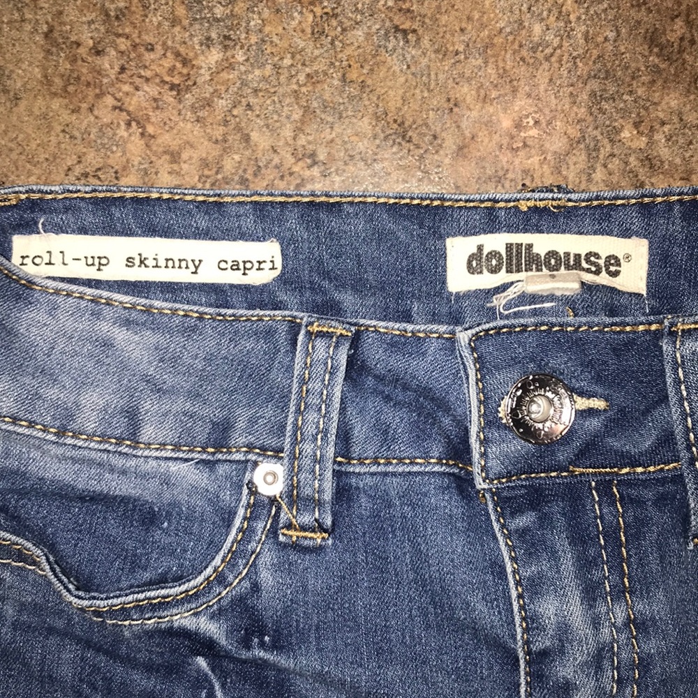 Dollhouse Ripped Jeans - Picture 4 of 4